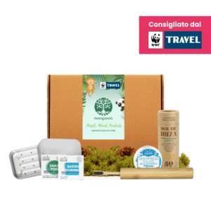 box sostenibile kit da viaggio wwf travel prodotti solidi ecobio